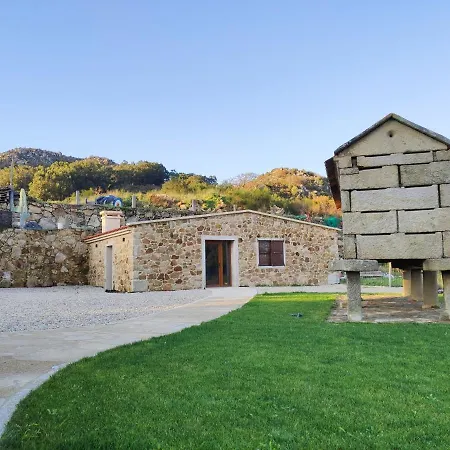 Casa Rustica O Facho Casa de Férias